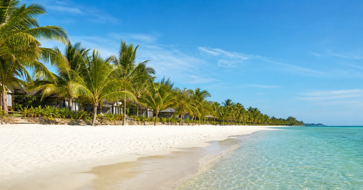 Long Beach bungalows and palm trees, Phu Quoc